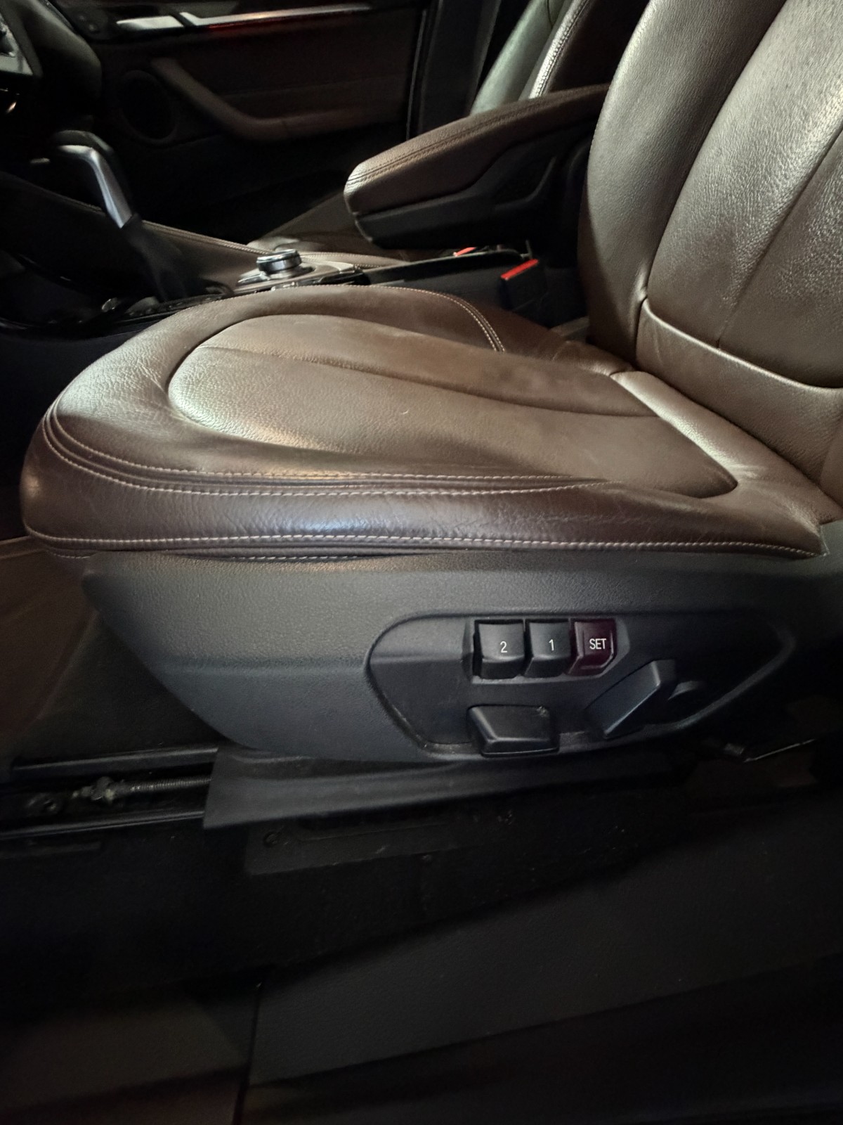 2017 BMW X1 28i - Photo 17