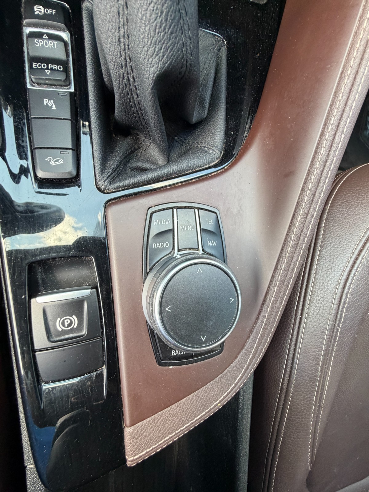 2017 BMW X1 28i - Photo 27
